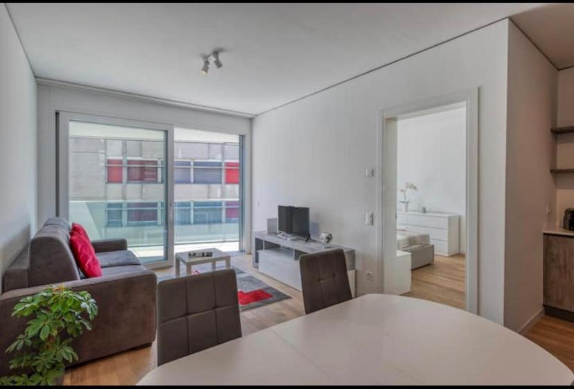 5 Rent Apartments Lugano Station Exterior photo