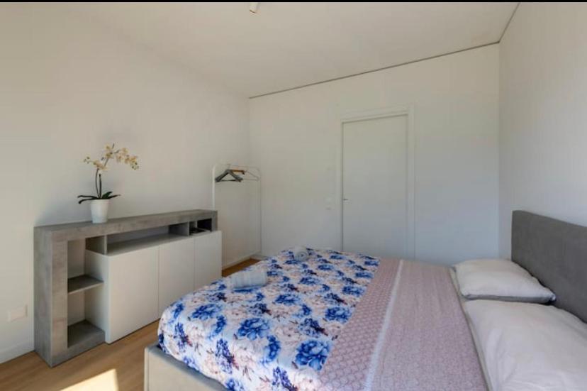 5 Rent Apartments Lugano Station Exterior photo
