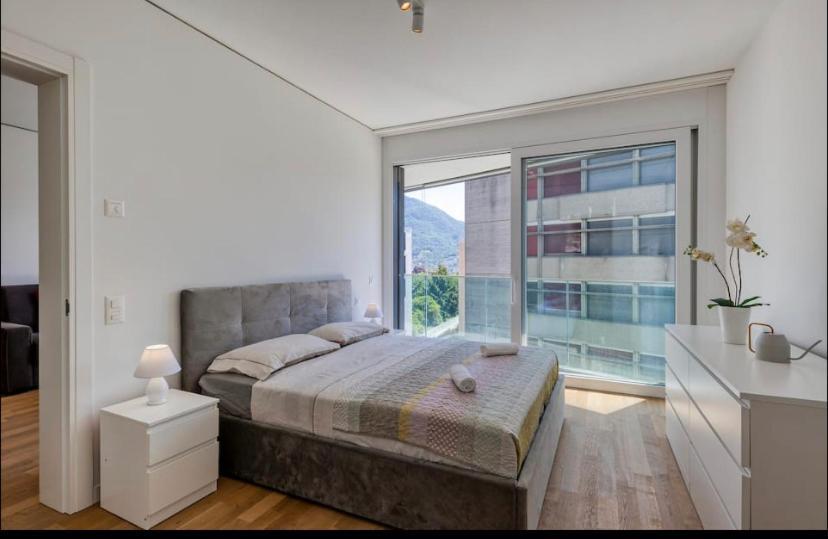 5 Rent Apartments Lugano Station Exterior photo