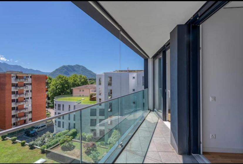 5 Rent Apartments Lugano Station Exterior photo
