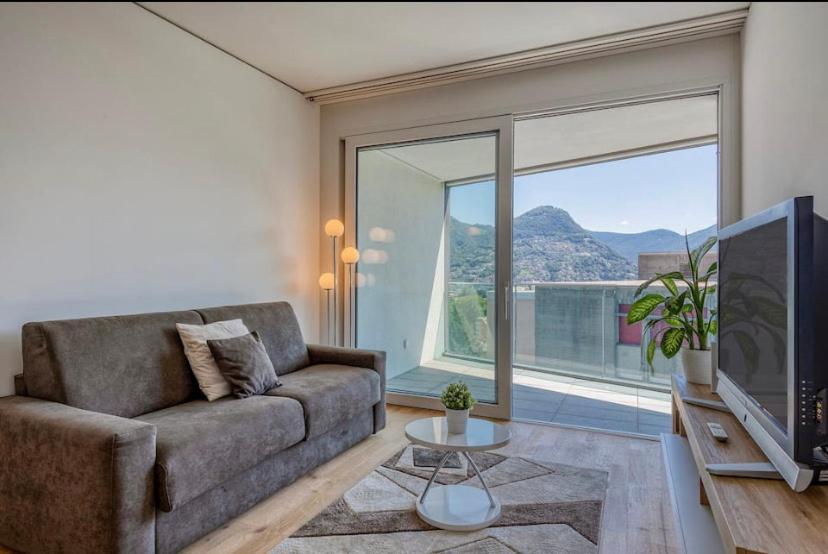5 Rent Apartments Lugano Station Exterior photo