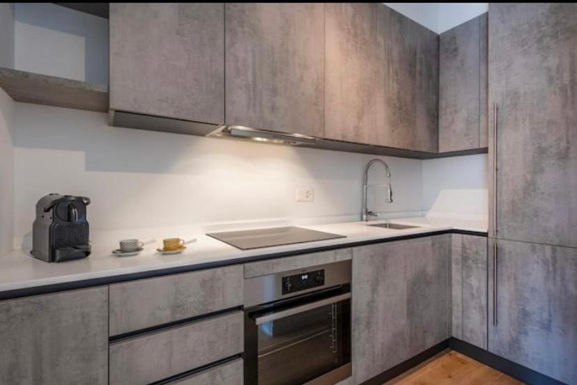 5 Rent Apartments Lugano Station Exterior photo