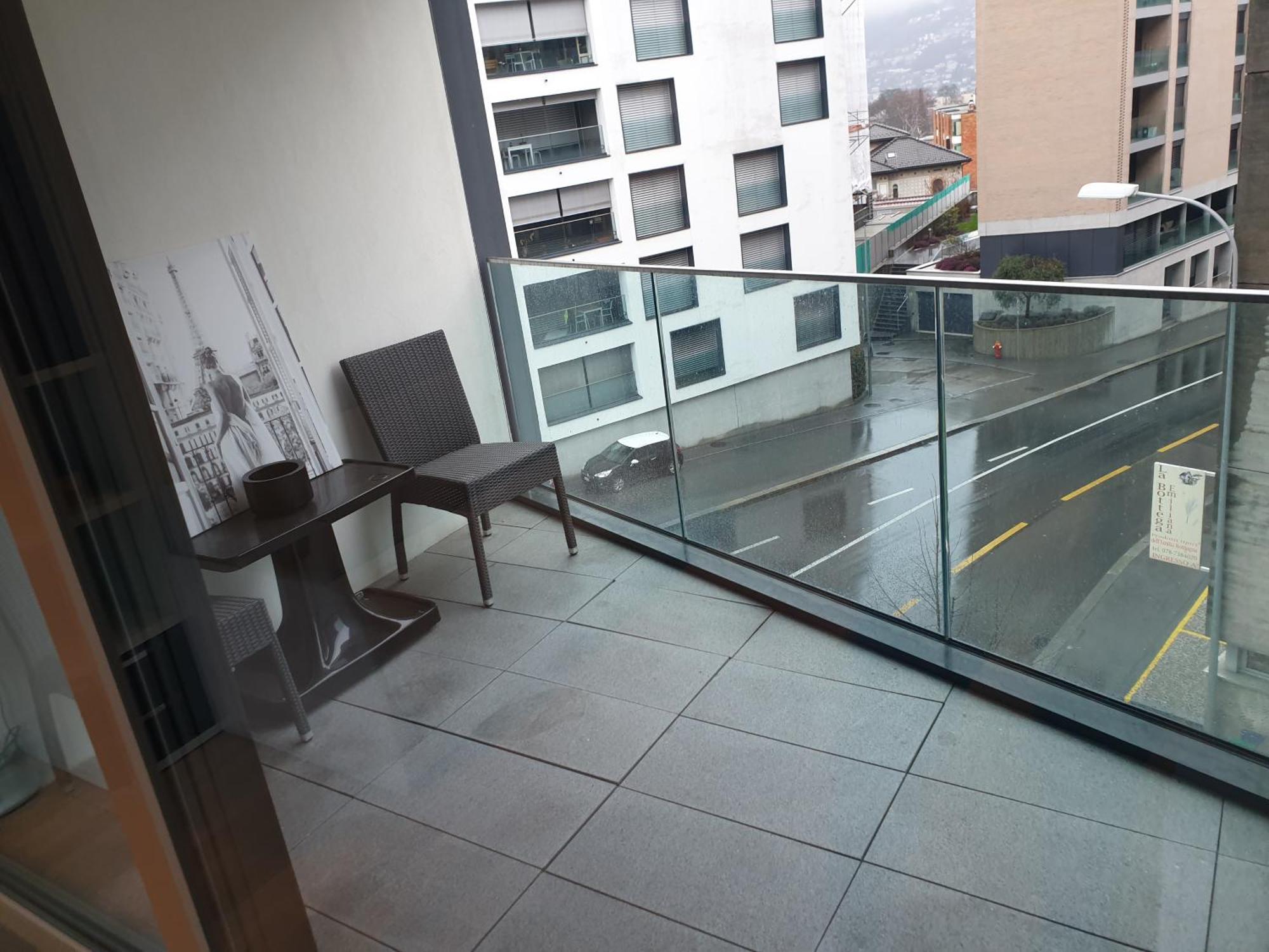 5 Rent Apartments Lugano Station Exterior photo